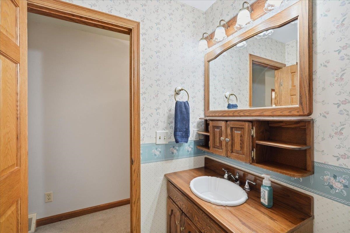 2012 Rathert Road Cottage Grove, WI 53527 - Photo 20 of 53