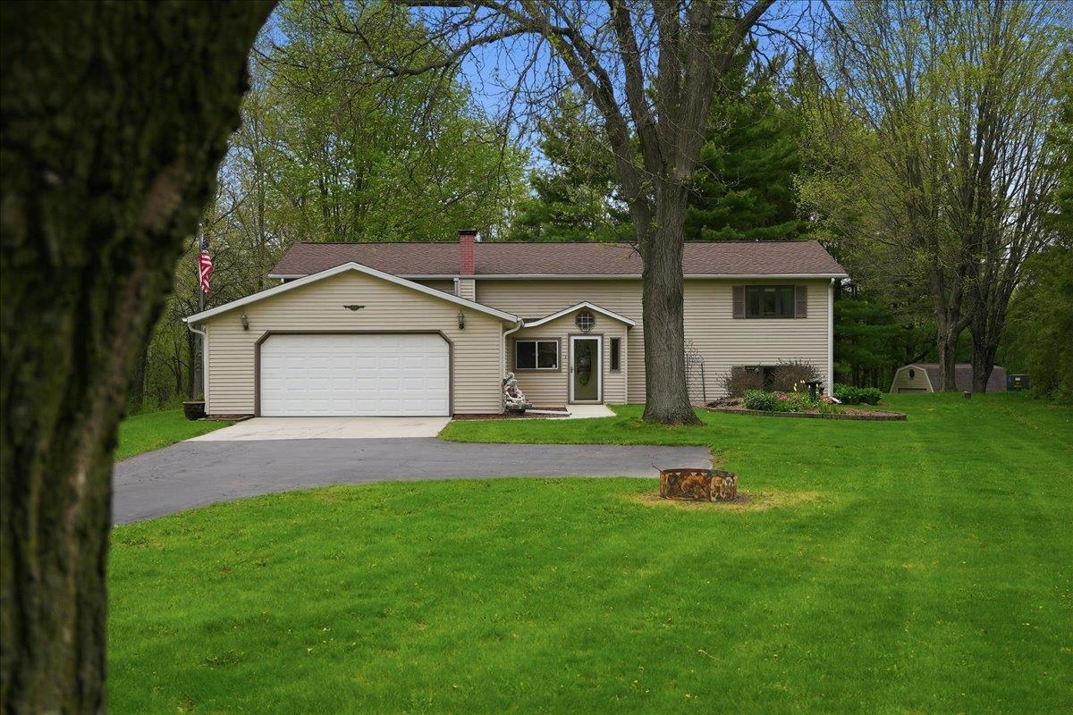 2012 Rathert Road Cottage Grove, WI 53527 - Photo 2 of 53