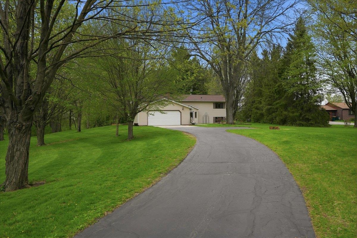 2012 Rathert Road Cottage Grove, WI 53527 - Photo 36 of 53
