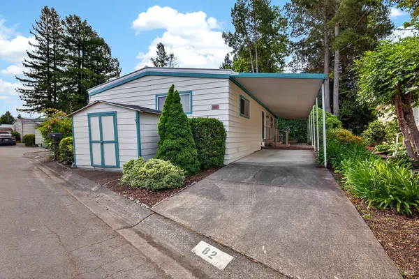 $189,000 | 82 CÃrculo Rosalia, Rohnert Park, CA 94928