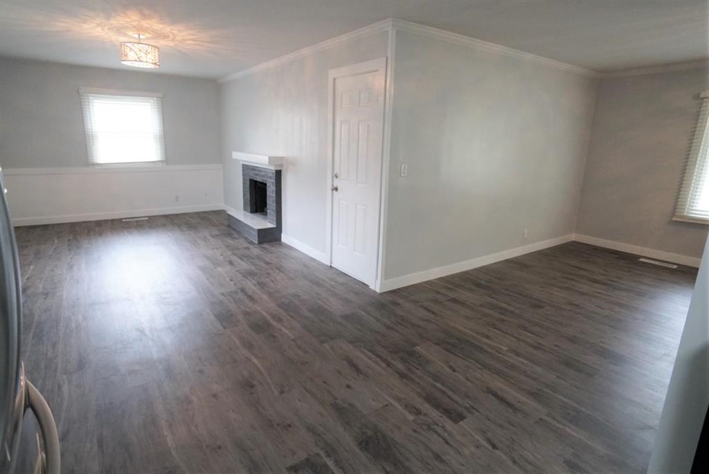 2015 Mathias Street Fort Wayne, IN 46815 - Photo 4 of 19 Gallery Image 4