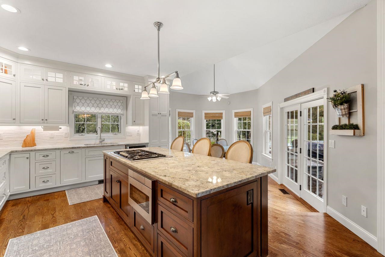 76 Joppa Hill Road Bedford, NH 03110 - Photo 4 of 51