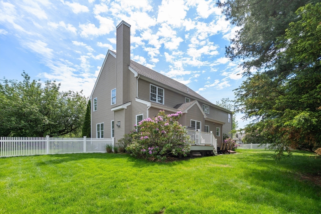 77 Cedar Street Wellesley, MA 02481 - Photo 33 of 39