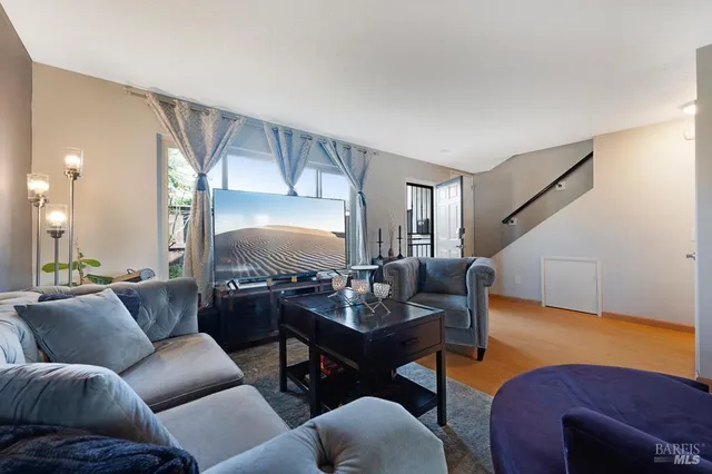 $445,000 | 1749 Las Raposas Court, Santa Rosa, CA 95409