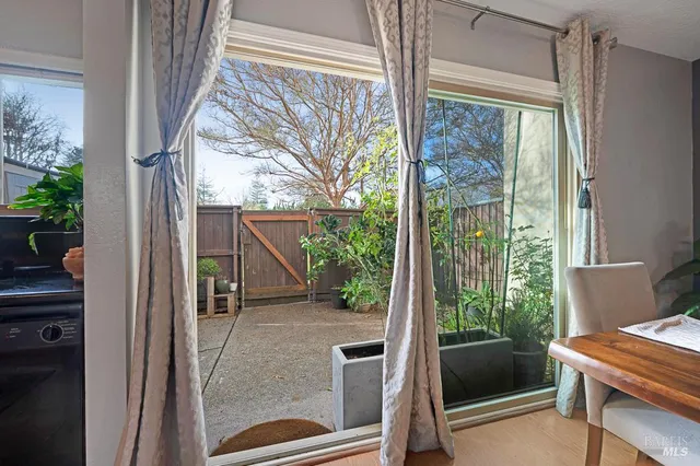 $445,000 | 1749 Las Raposas Court, Santa Rosa, CA 95409