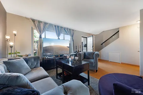 $458,500 | 1749 Las Raposas Court, Santa Rosa, CA 95409