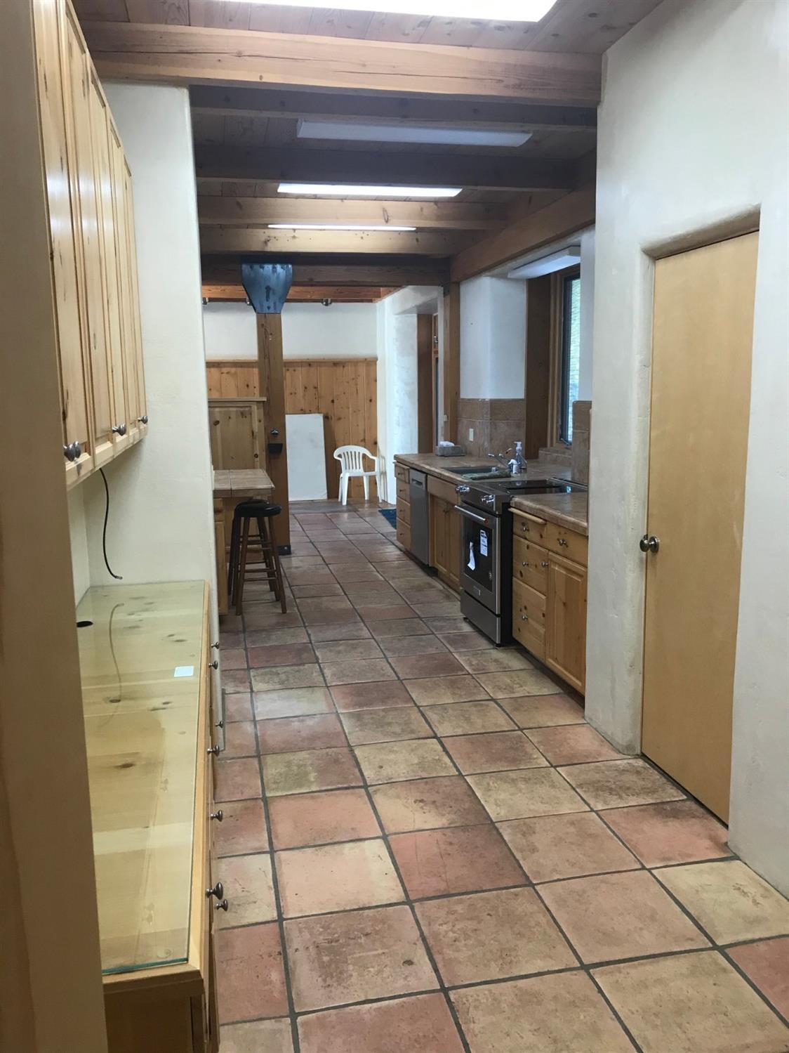 16880 Meadows Road White City, OR 97503 - Photo 13 of 35 Additional Photo