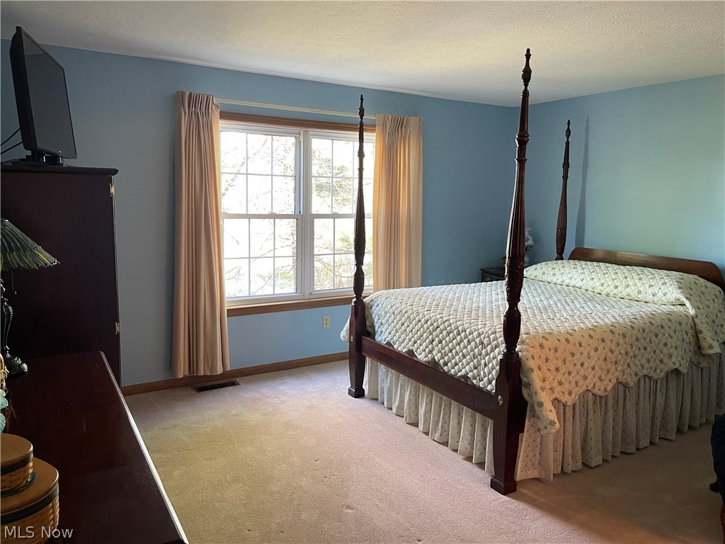 2147 Abbey Road Akron, OH 44312 - Photo 12 of 19