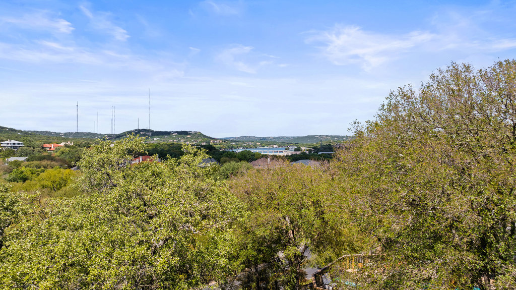 303 Ridgewood Road Austin, TX 78746 - Photo 19 of 40