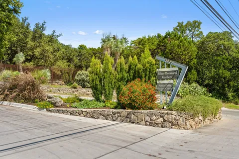 $1,575,000 | 303 Ridgewood Road, Austin, TX 78746