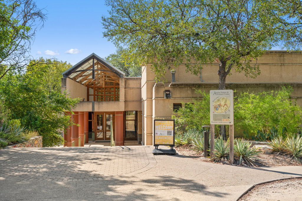 303 Ridgewood Road Austin, TX 78746 - Photo 28 of 40