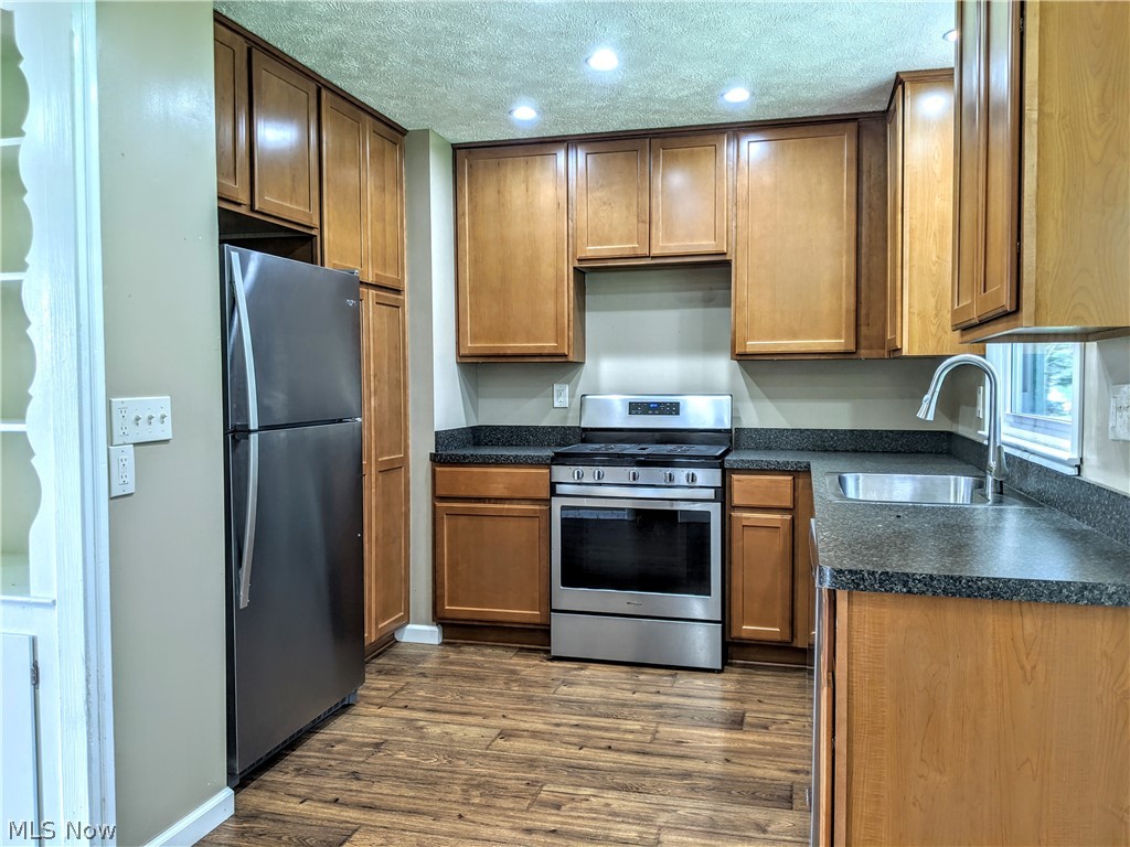 31895 Bainbridge Road Solon, OH 44139 - Photo 5 of 17