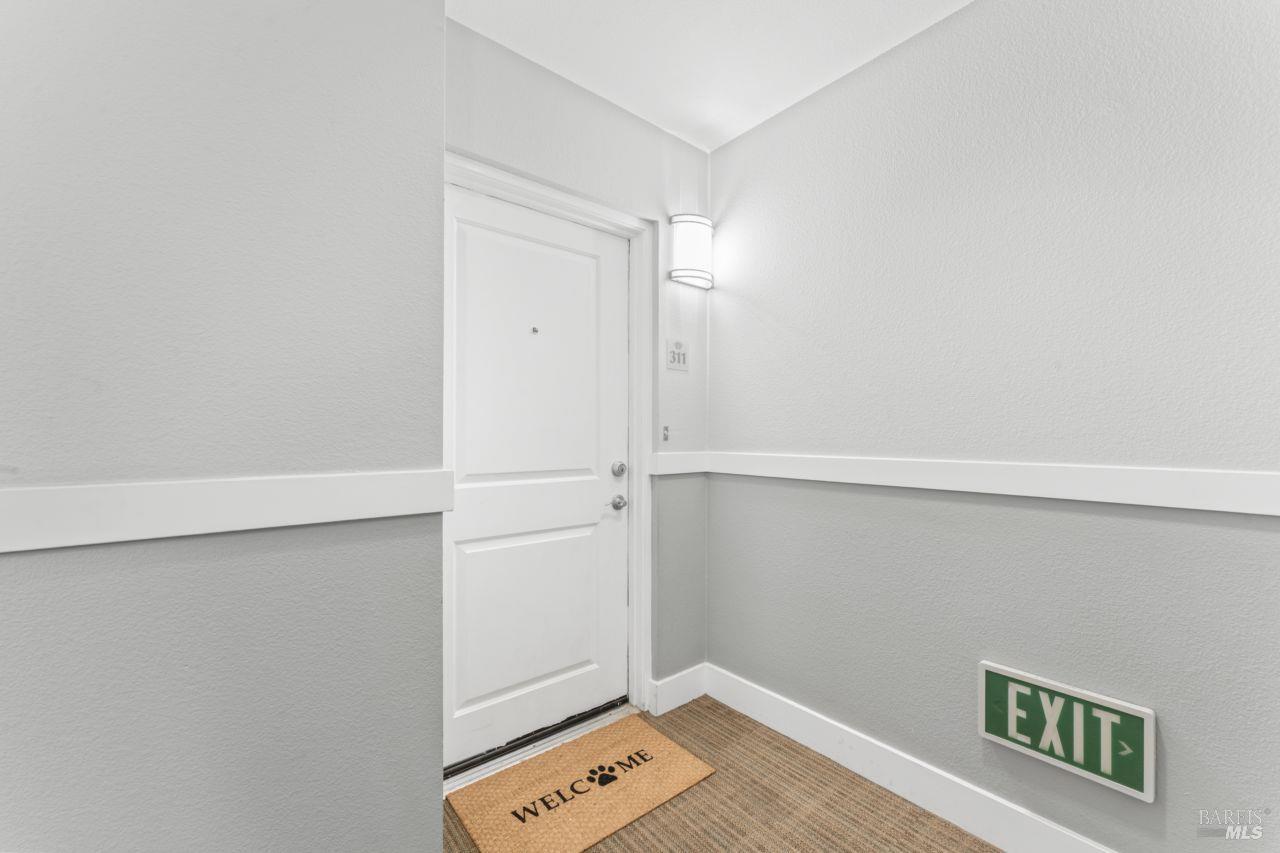 655 12th Street, Unit 311 Oakland, CA 94607 - Photo 25 of 29 a view of a closet area