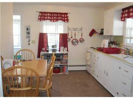50 Uzzi Avenue Westerly, RI 02891 - Photo 2 of 7 Kitchen.