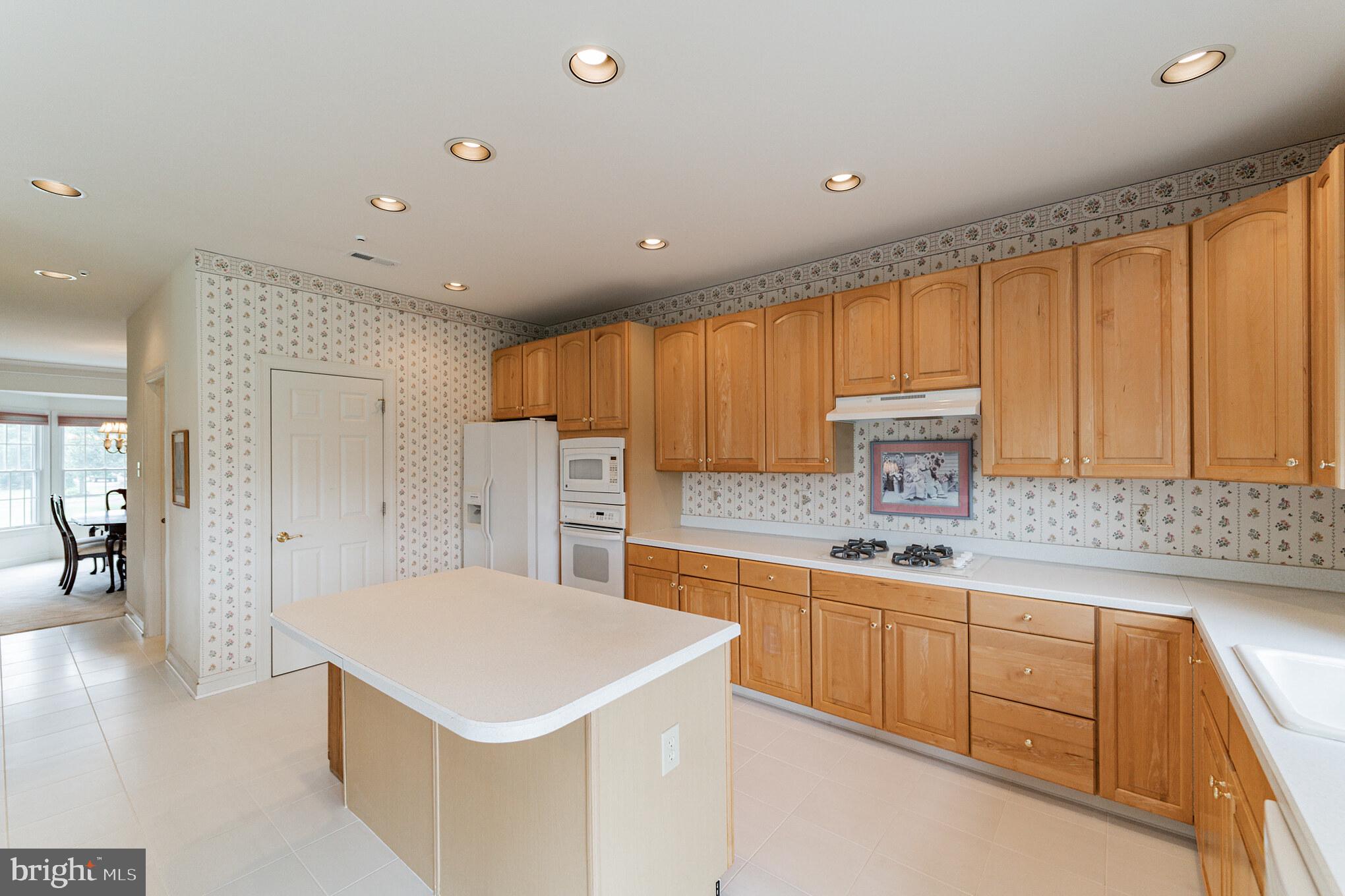 947 Benjamin Lane Newtown, PA 18940 - Photo 14 of 43