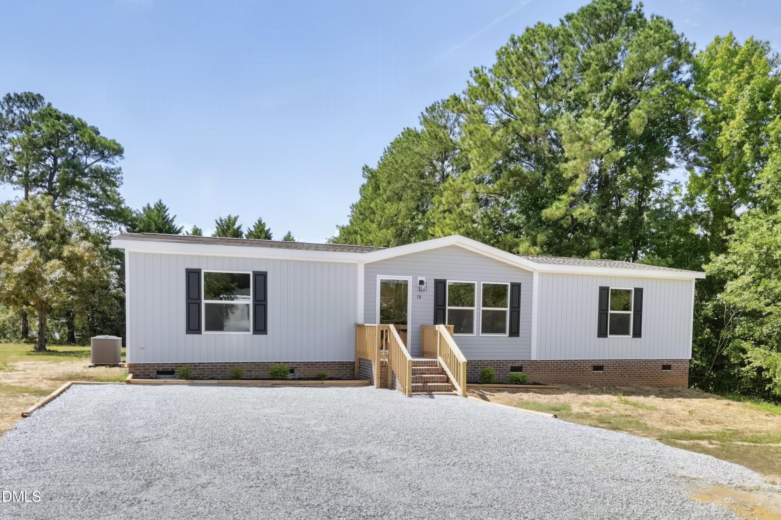 79 Maple Street Coats, NC 27521 - Photo 2 of 30 JLR09780
