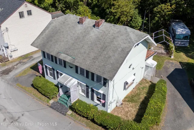 $249,500 | 14 Lilac Lane, Troy, NY 12180