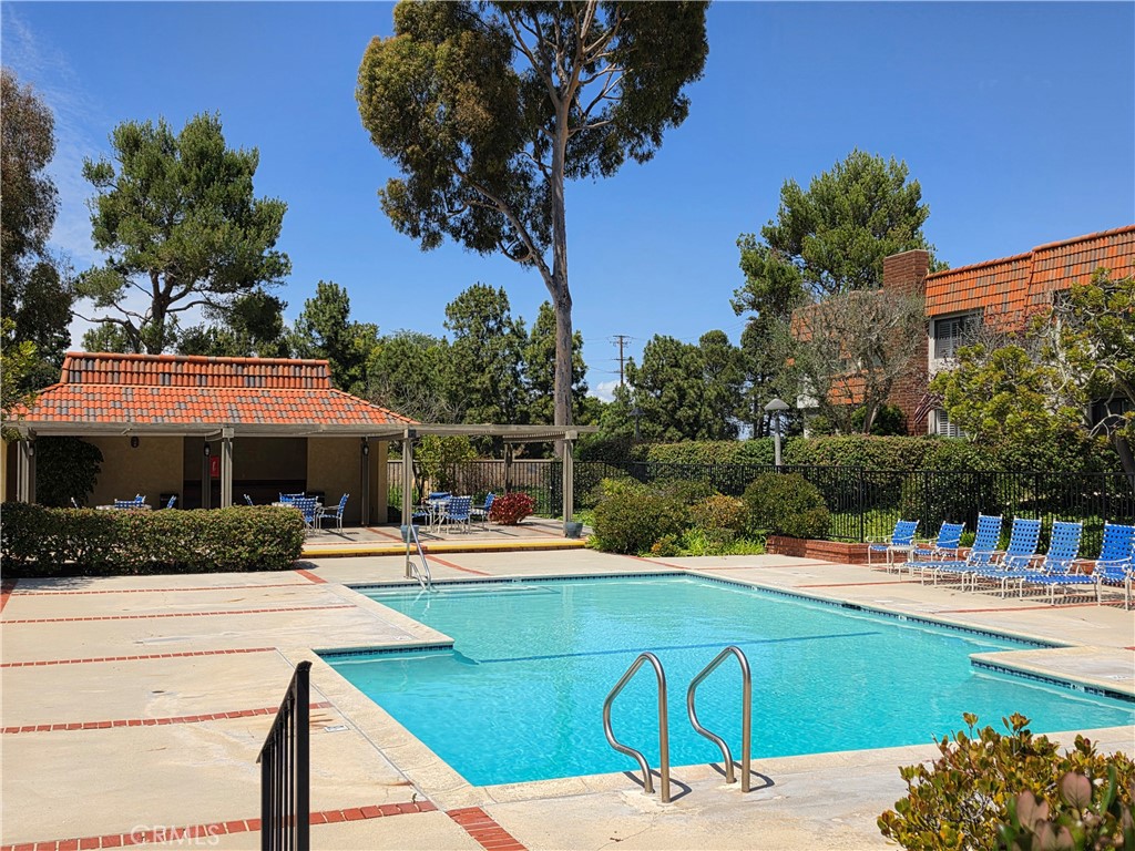 27914 Ridgebluff Court Rancho Palos Verdes, CA 90275 - Photo 33 of 37 Pool
