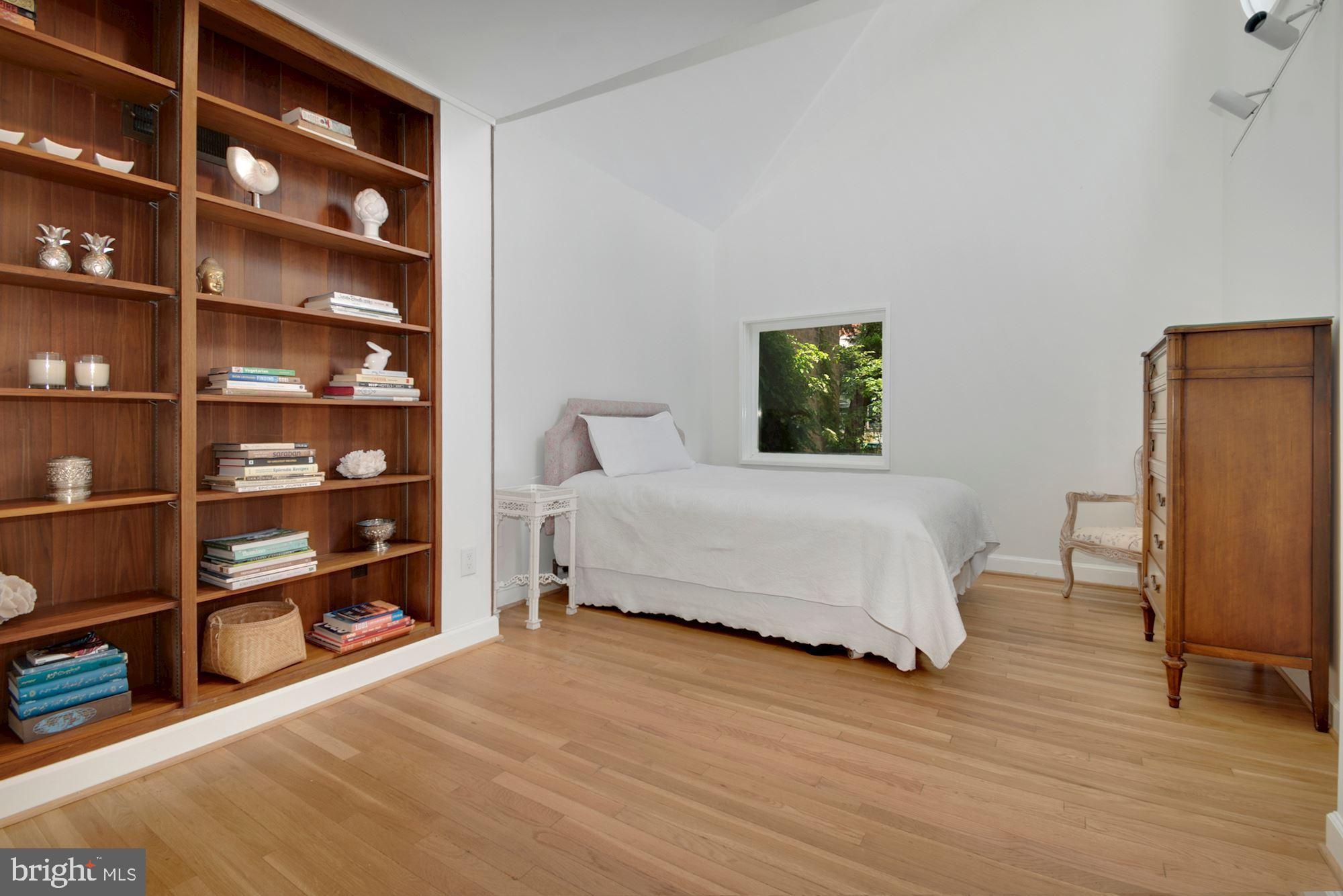 3033 West Ln Keys Northwest Washington, DC 20007 - Photo 19 of 32 Bedroom #3