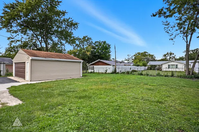 $229,900 | 19020 John Avenue, Country Club Hills, IL 60478