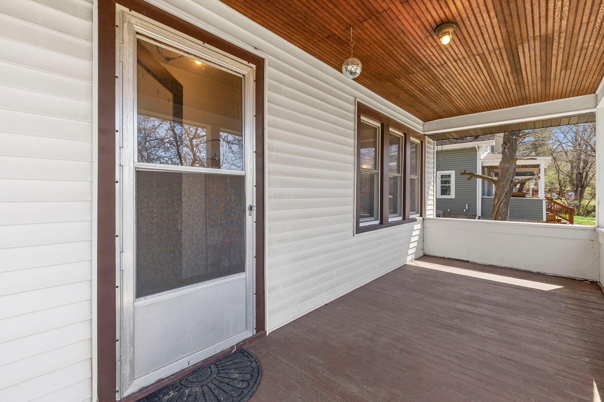 320 South Adams Street St. Croix Falls, WI 54024 - Photo 3 of 40