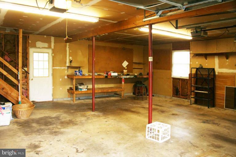4244 Maple Grove Road Hampstead, MD 21074 - Photo 18 of 24 Interior (General)