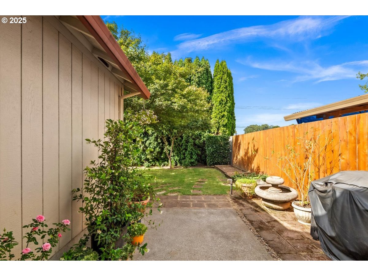 2478 South Alpine Street Cornelius, OR 97113 - Photo 39 of 45