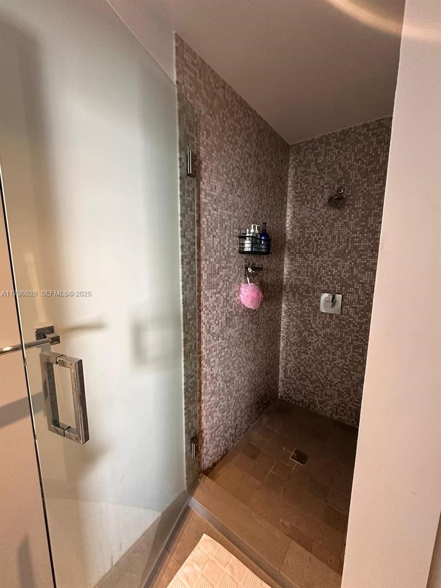 88 Southwest 7th Street, Unit 810 Miami, FL 33130 - Photo 7 of 10 Photo 7