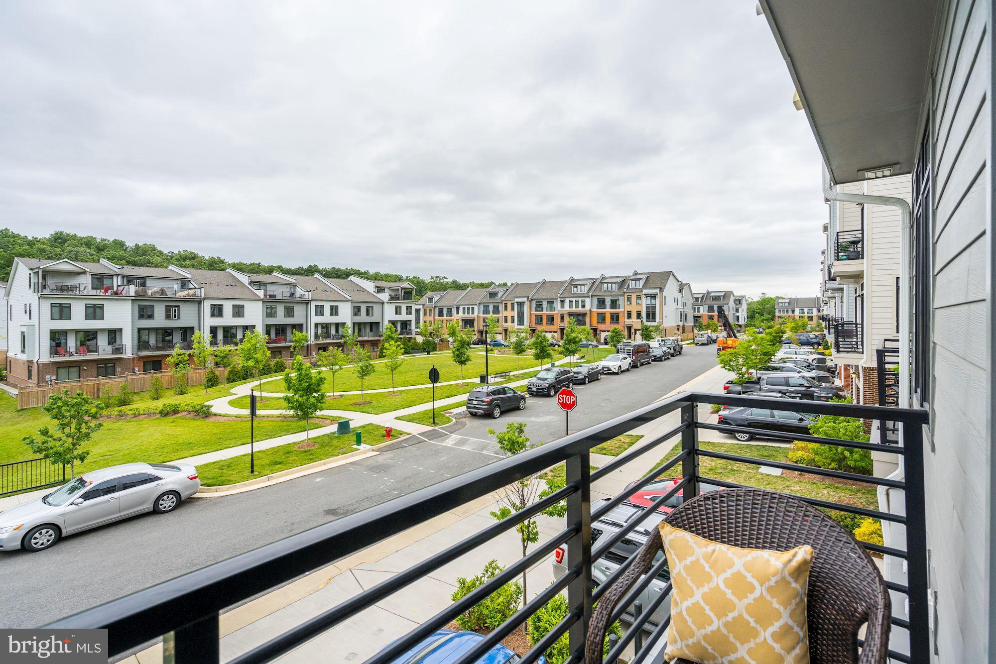 1304 Ribbon Limestone Terrace Southeast Leesburg, VA 20175 - Photo 32 of 38