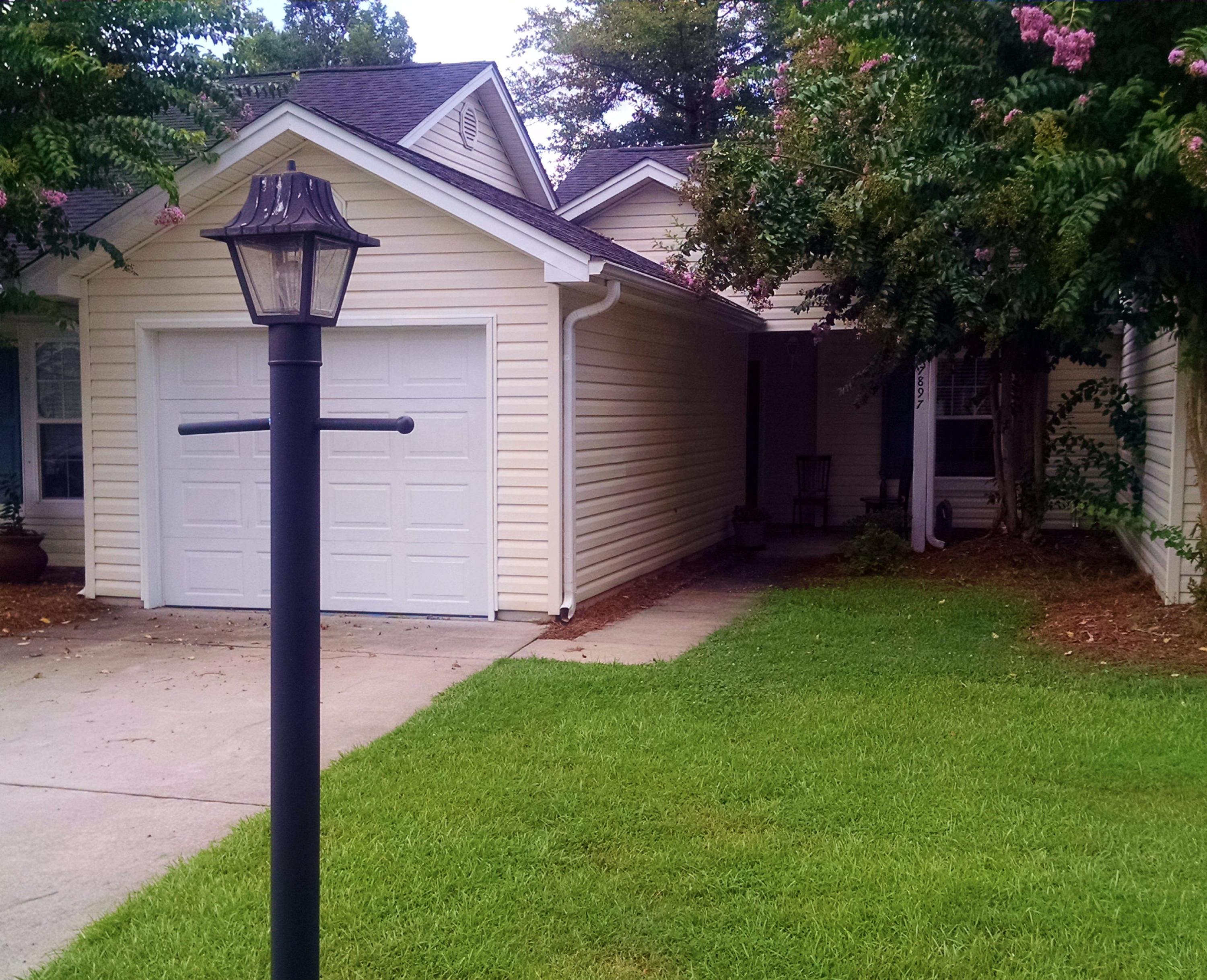 7897 Montview Road North Charleston, SC 29418 - Photo 3 of 17 Montview