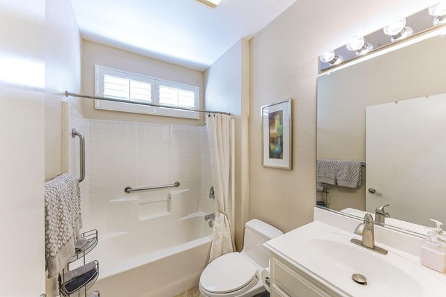 $3,900 | 78312 Vinewood Drive, Palm Desert, CA 92211