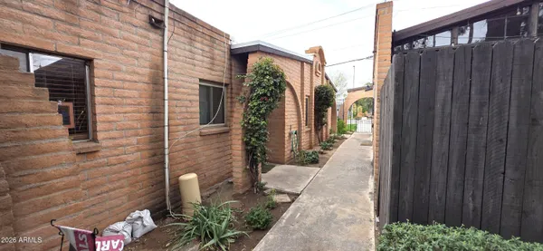 $279,900 | 3056 North 32nd Street, Unit 348, Phoenix, AZ 85018