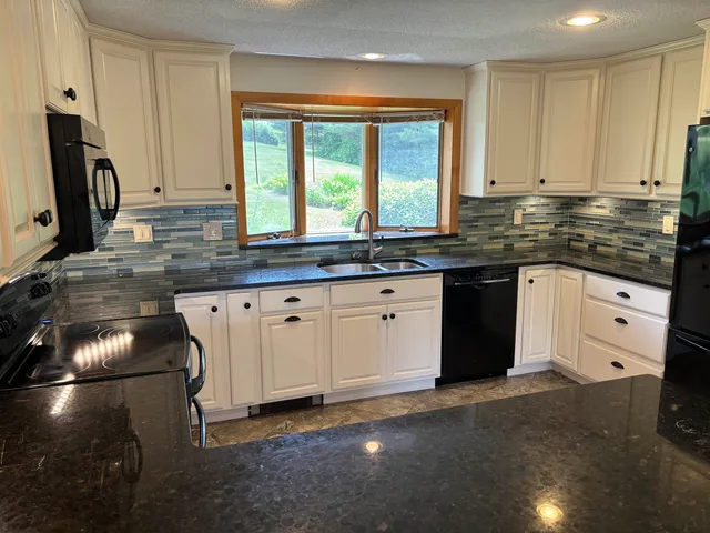 $649,000 | 20 Merrill Road, Campton, NH 03223