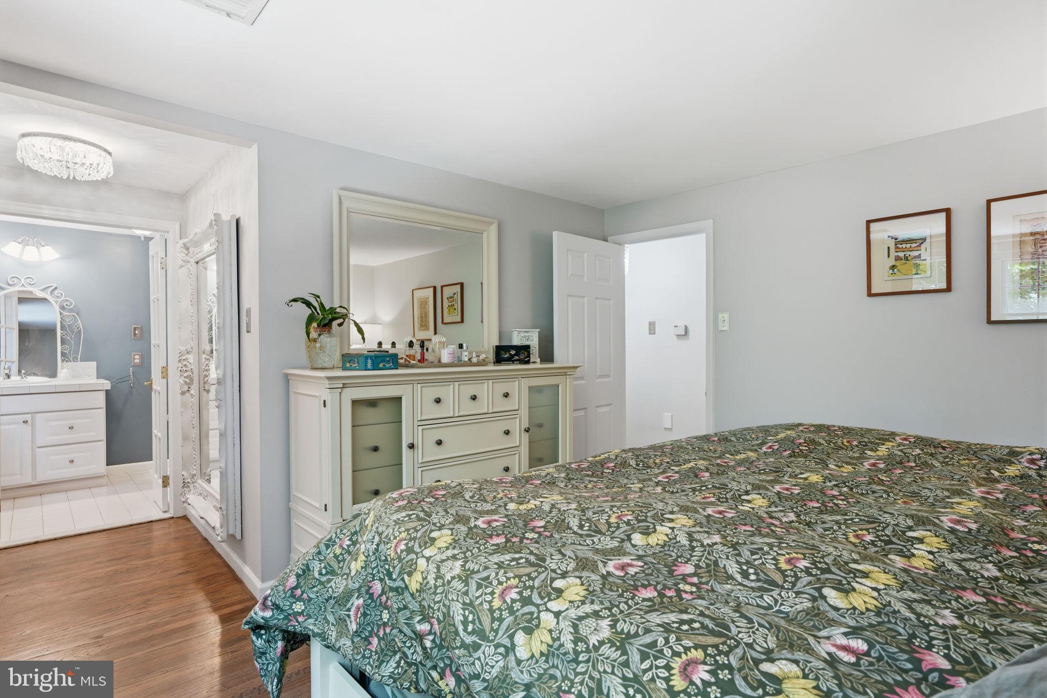 621 River Road Yardley, PA 19067 - Photo 25 of 75 Primary bedroom with new hardwood floors