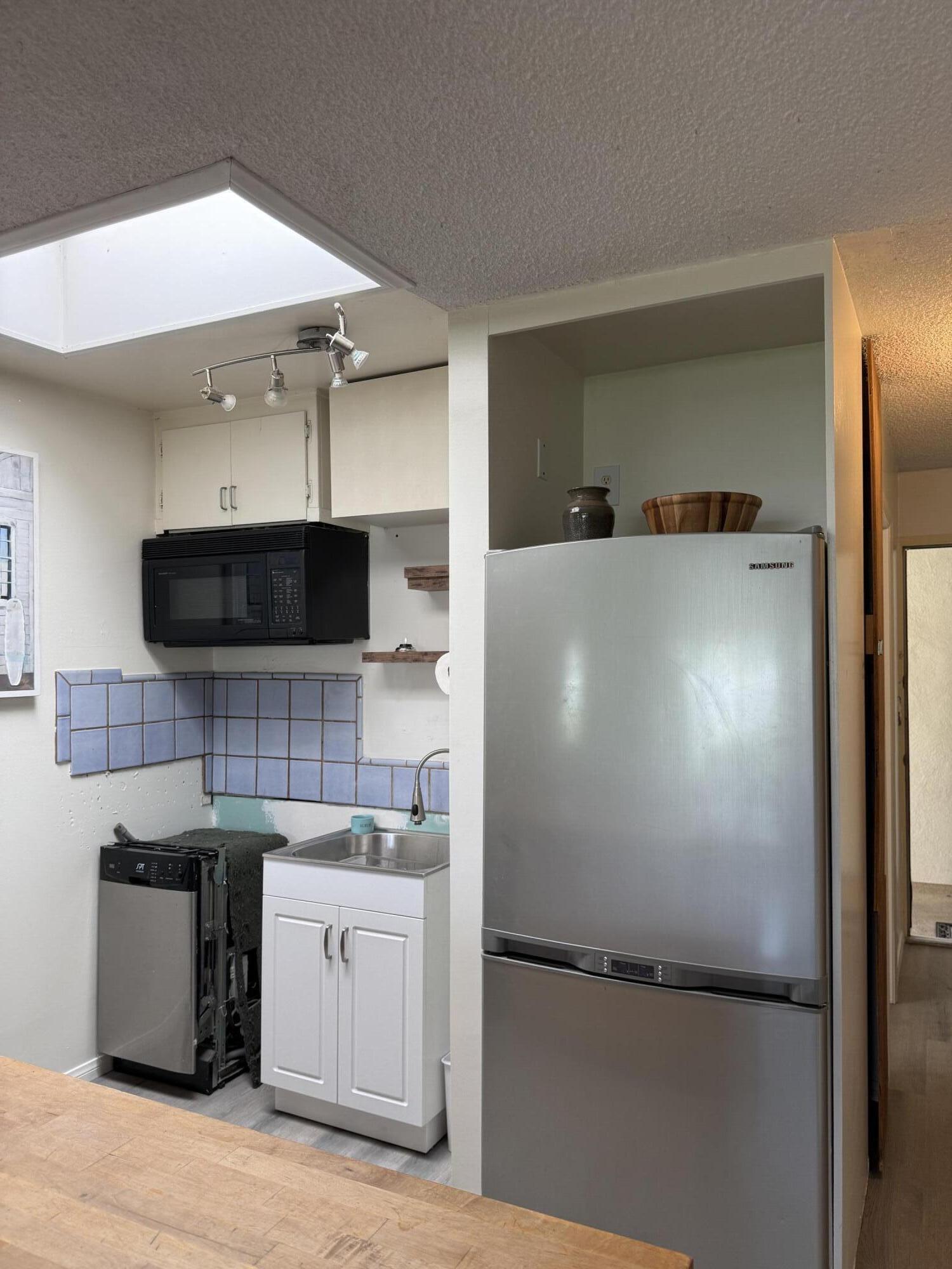 4980 Sandyland Road, Unit 212 Carpinteria, CA 93013 - Photo 9 of 14 IMG_3301