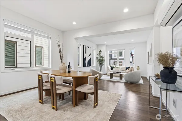 $1,185,000 | 924 7th Avenue Northeast, Issaquah, WA 98029
