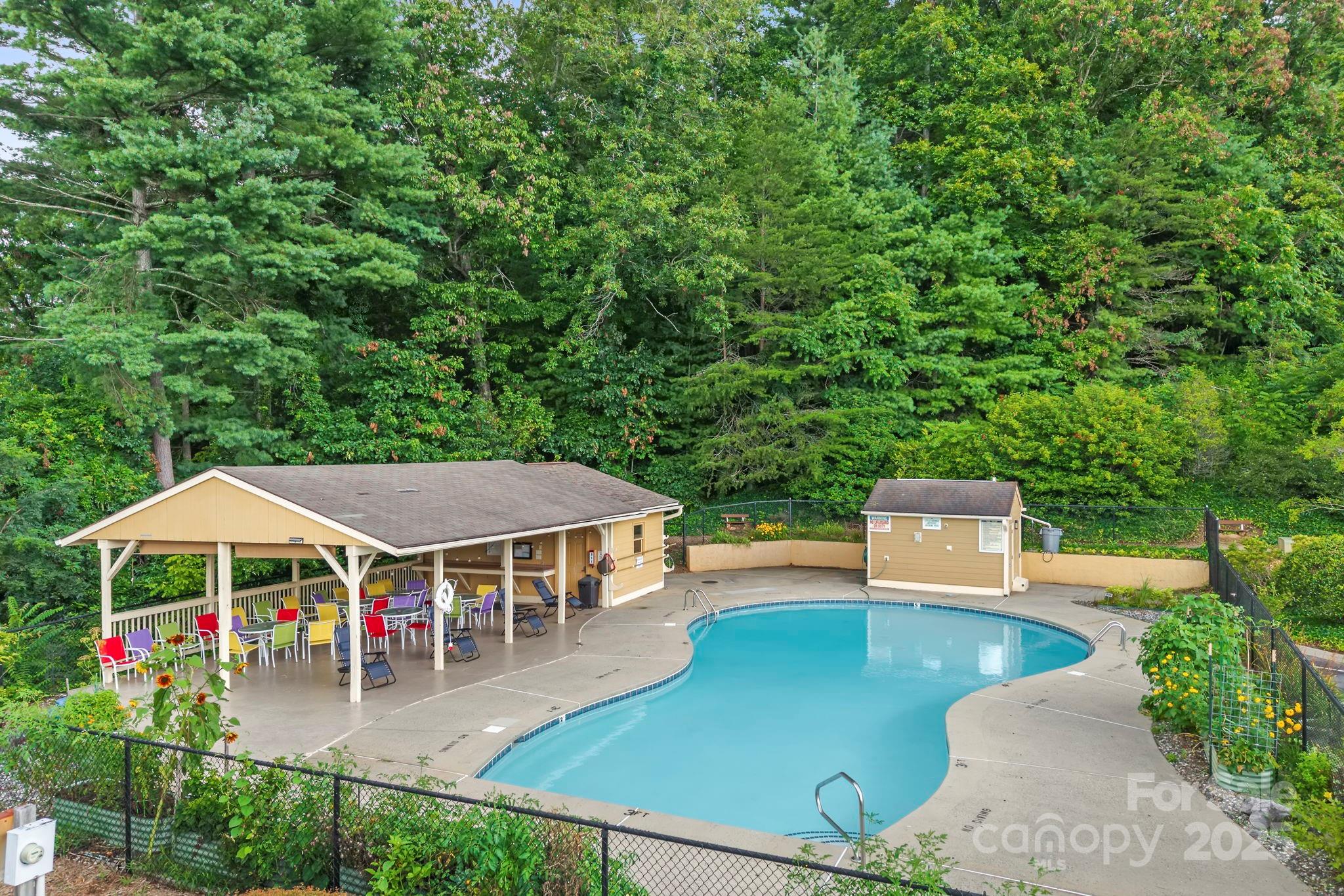 105 Beaver Ridge Road Asheville, NC 28804 - Photo 28 of 31 Gallery Image 28