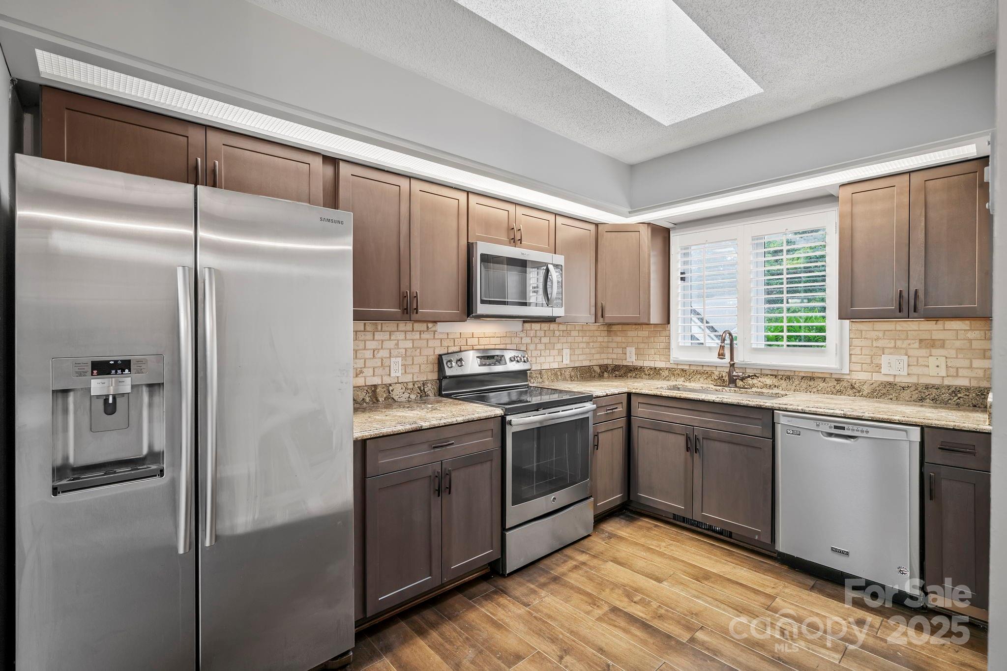 105 Beaver Ridge Road Asheville, NC 28804 - Photo 10 of 31 Gallery Image 10
