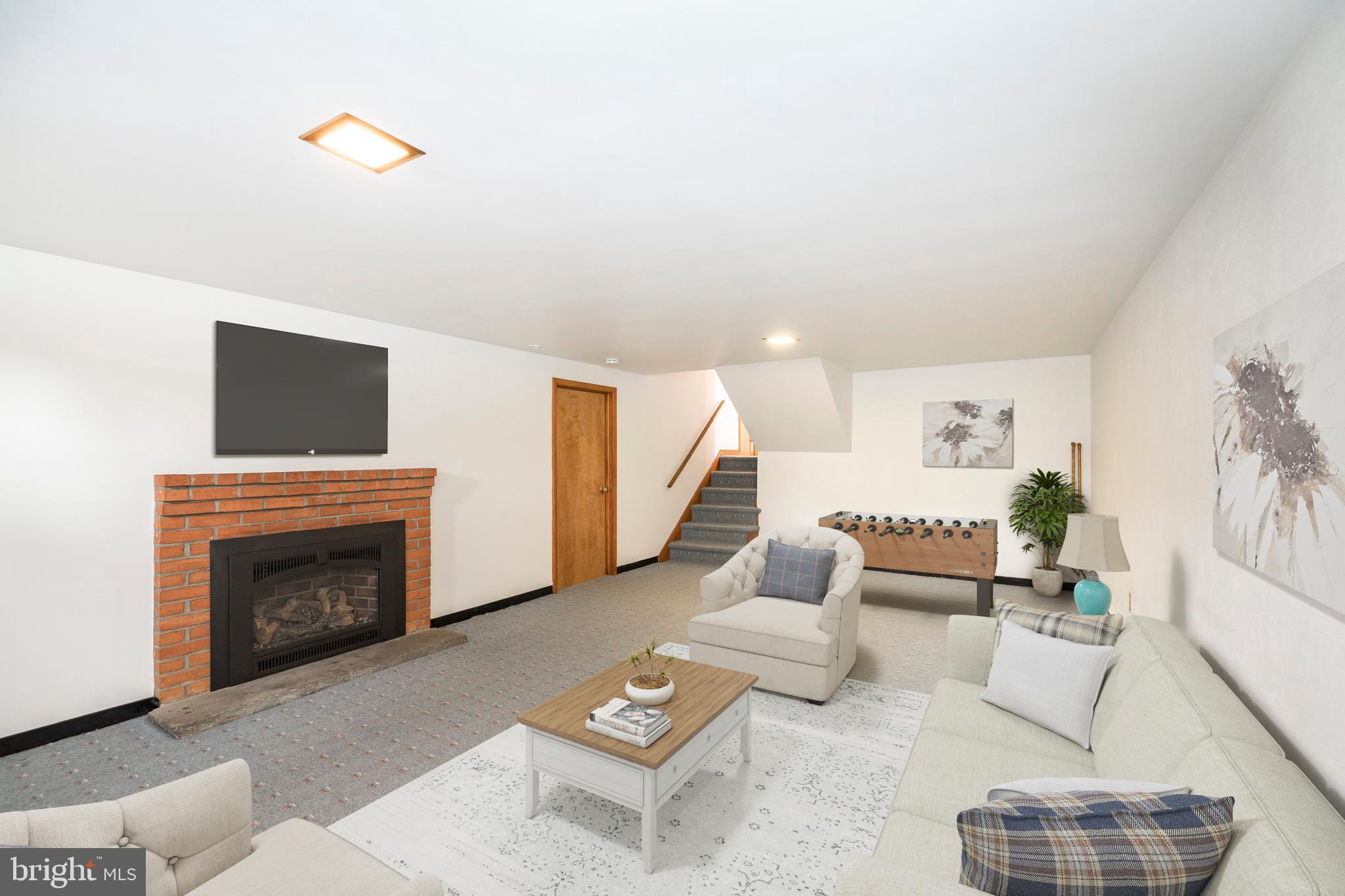 228 Pratts Dam Road Coatesville, PA 19320 - Photo 3 of 28 Virtually Staged Family Room