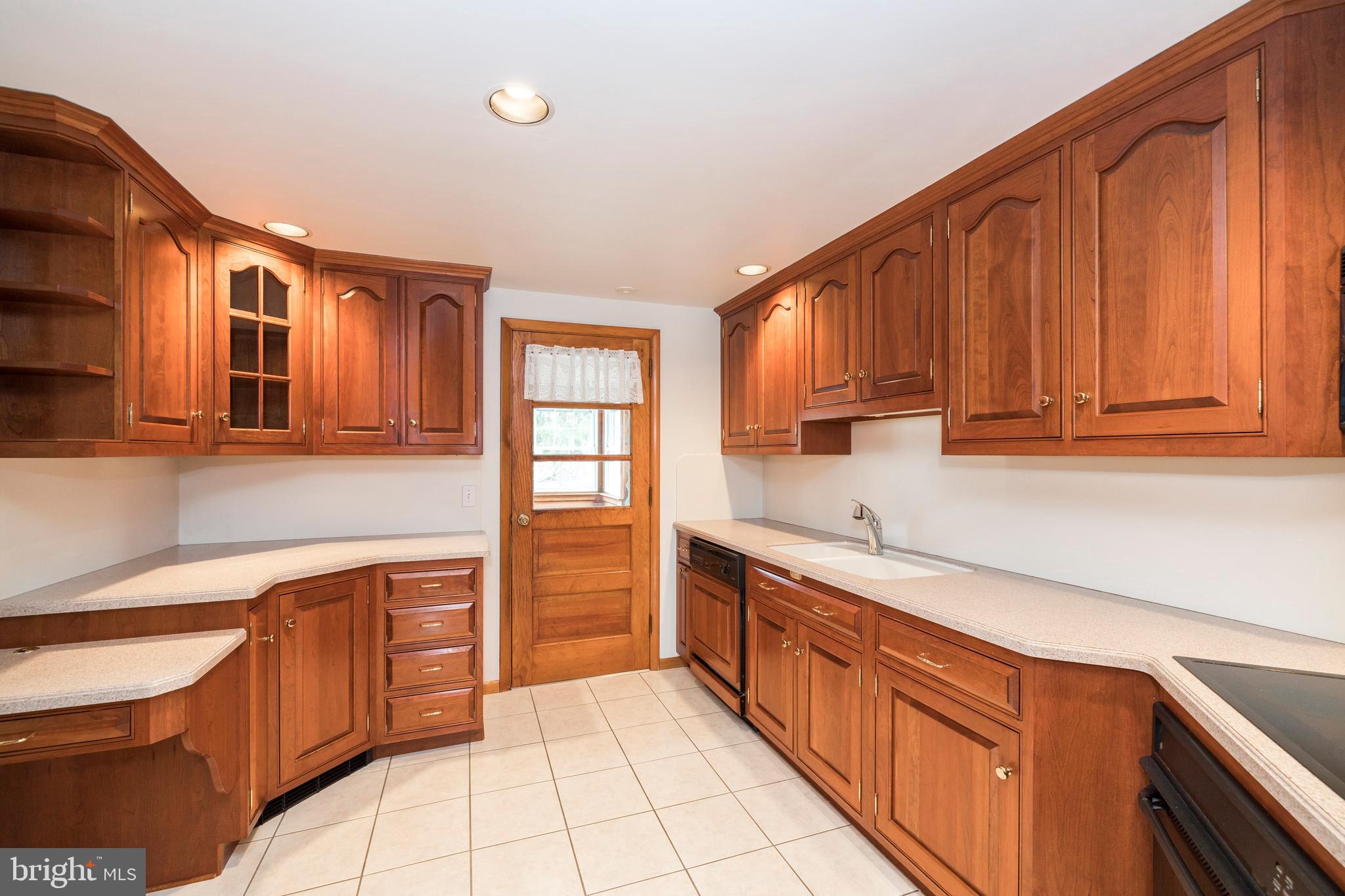 228 Pratts Dam Road Coatesville, PA 19320 - Photo 8 of 28 Gallery Image 8