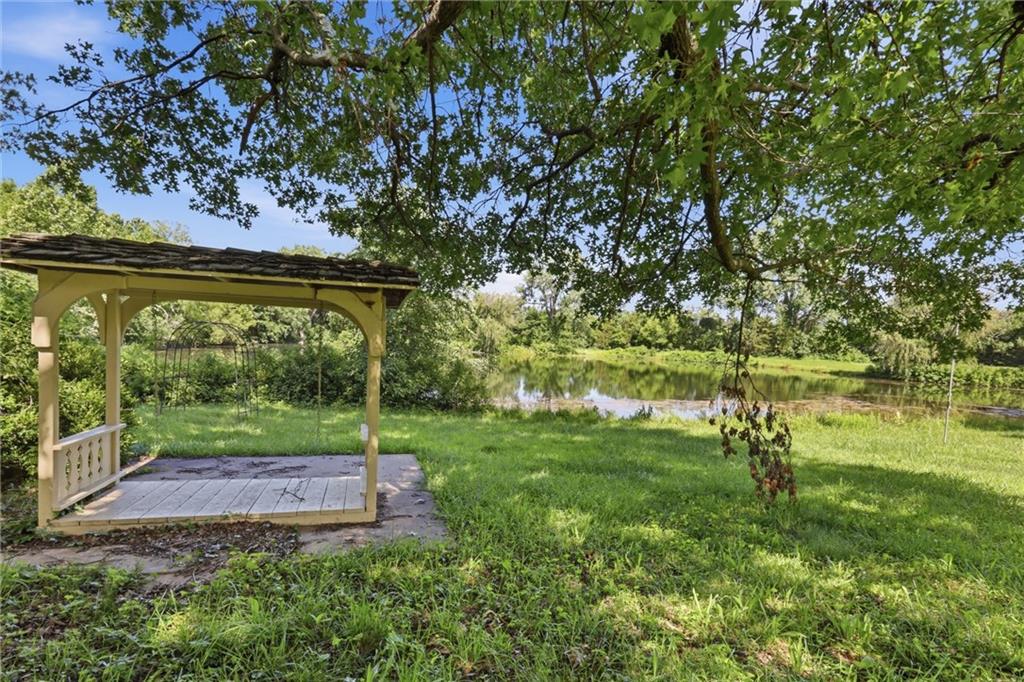 29585 Somerset Road Paola, KS 66071 - Photo 44 of 53