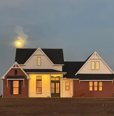 $690,000 | 1083 Dixie Ests Way, Whitesboro, TX 76273