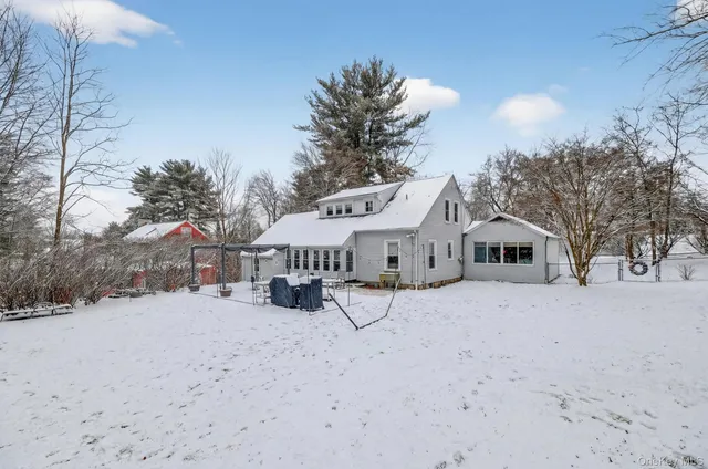 $495,000 | 36 Vassar View Road, Poughkeepsie, NY 12603