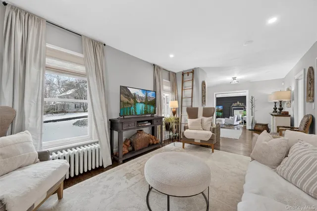 $495,000 | 36 Vassar View Road, Poughkeepsie, NY 12603