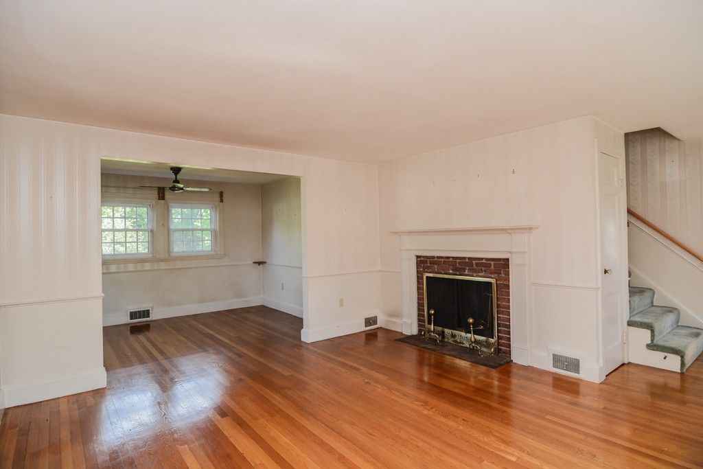 316 Red Acre Road Stow, MA 01775 - Photo 6 of 20