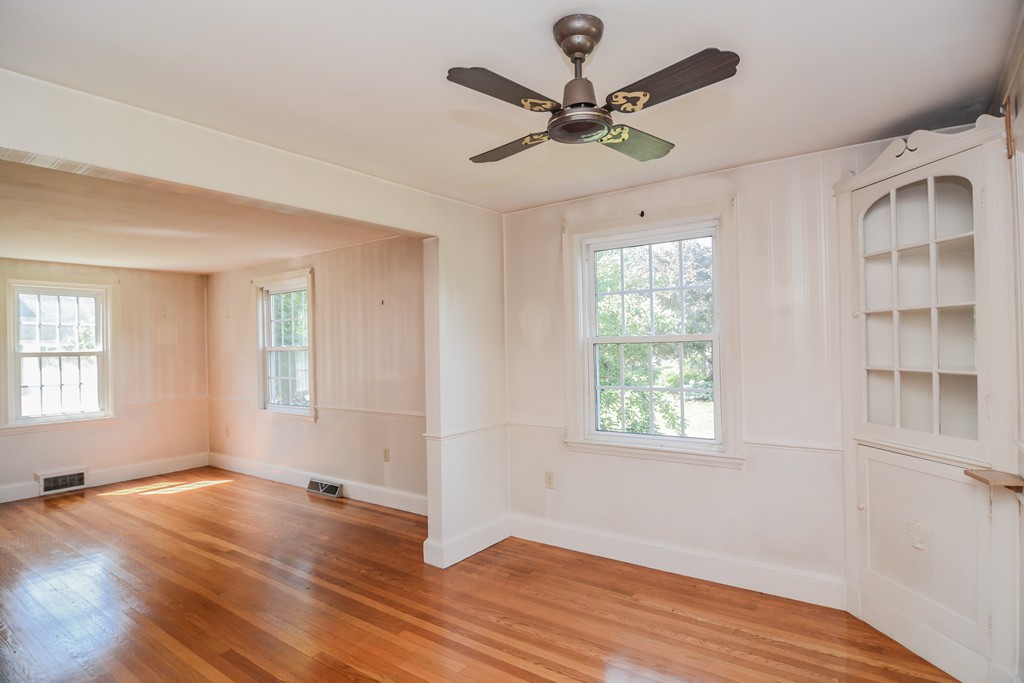316 Red Acre Road Stow, MA 01775 - Photo 10 of 20