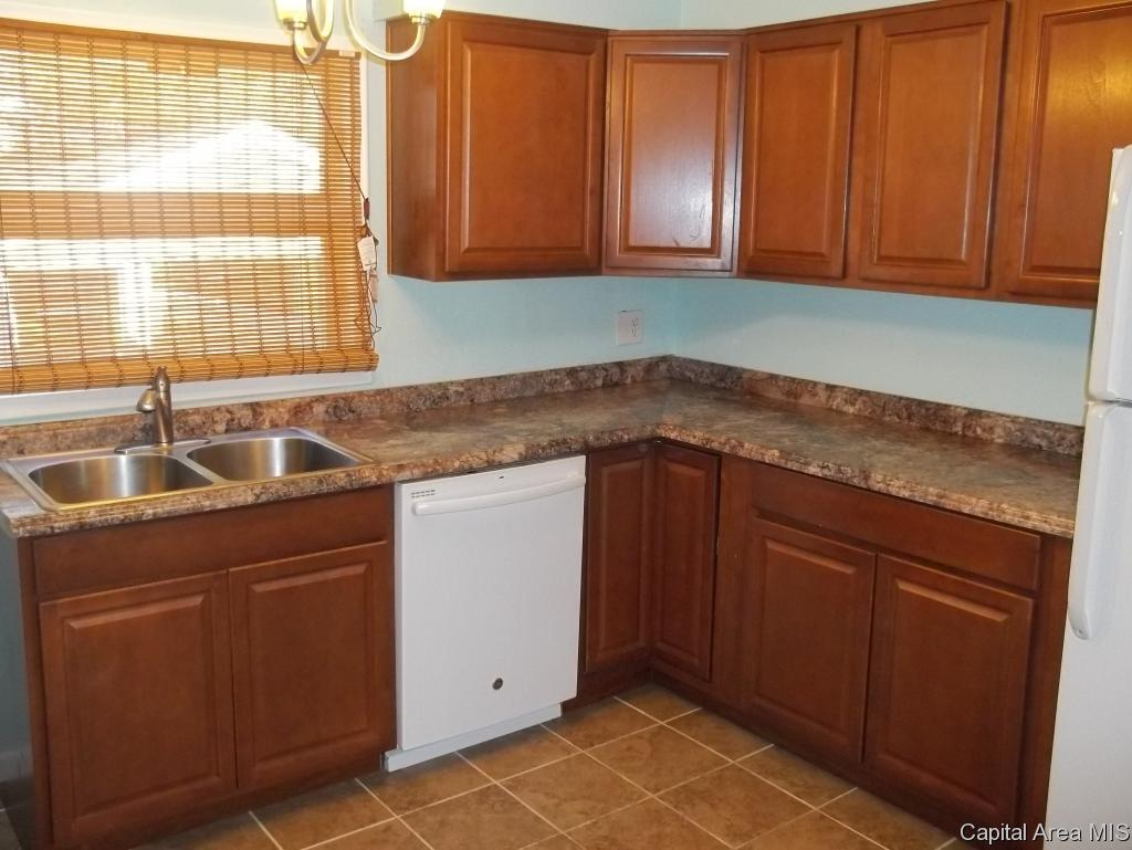 2332 South 4th Street Springfield, IL 62703 - Photo 5 of 22