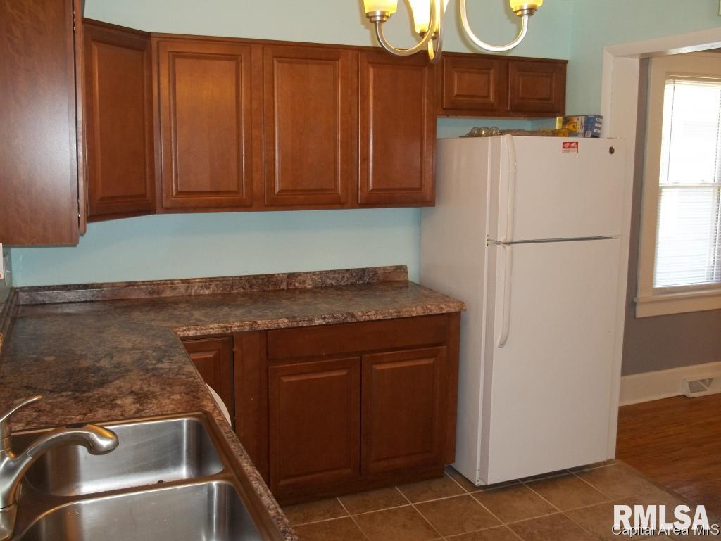 2332 South 4th Street Springfield, IL 62703 - Photo 6 of 22