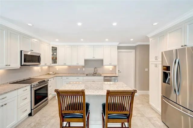 $954,500 | 5805 Glen Eagle Lane, Vero Beach, FL 32967