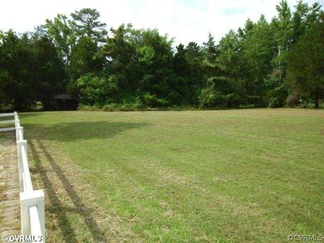 Exterior Front - Front pasture